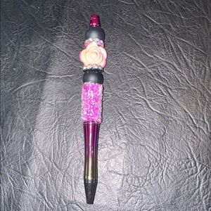 Pen with Bling NEW Beautiful Pink & Black Pen